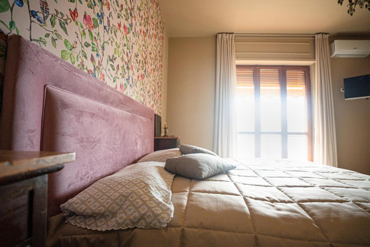 Ca'Du Lin - Jacuzzi Bed & Breakfast Cisterna d'Asti Luaran gambar