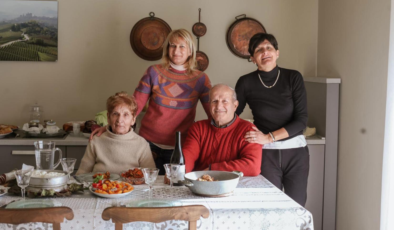 Ca'Du Lin - Jacuzzi Bed & Breakfast Cisterna d'Asti Luaran gambar